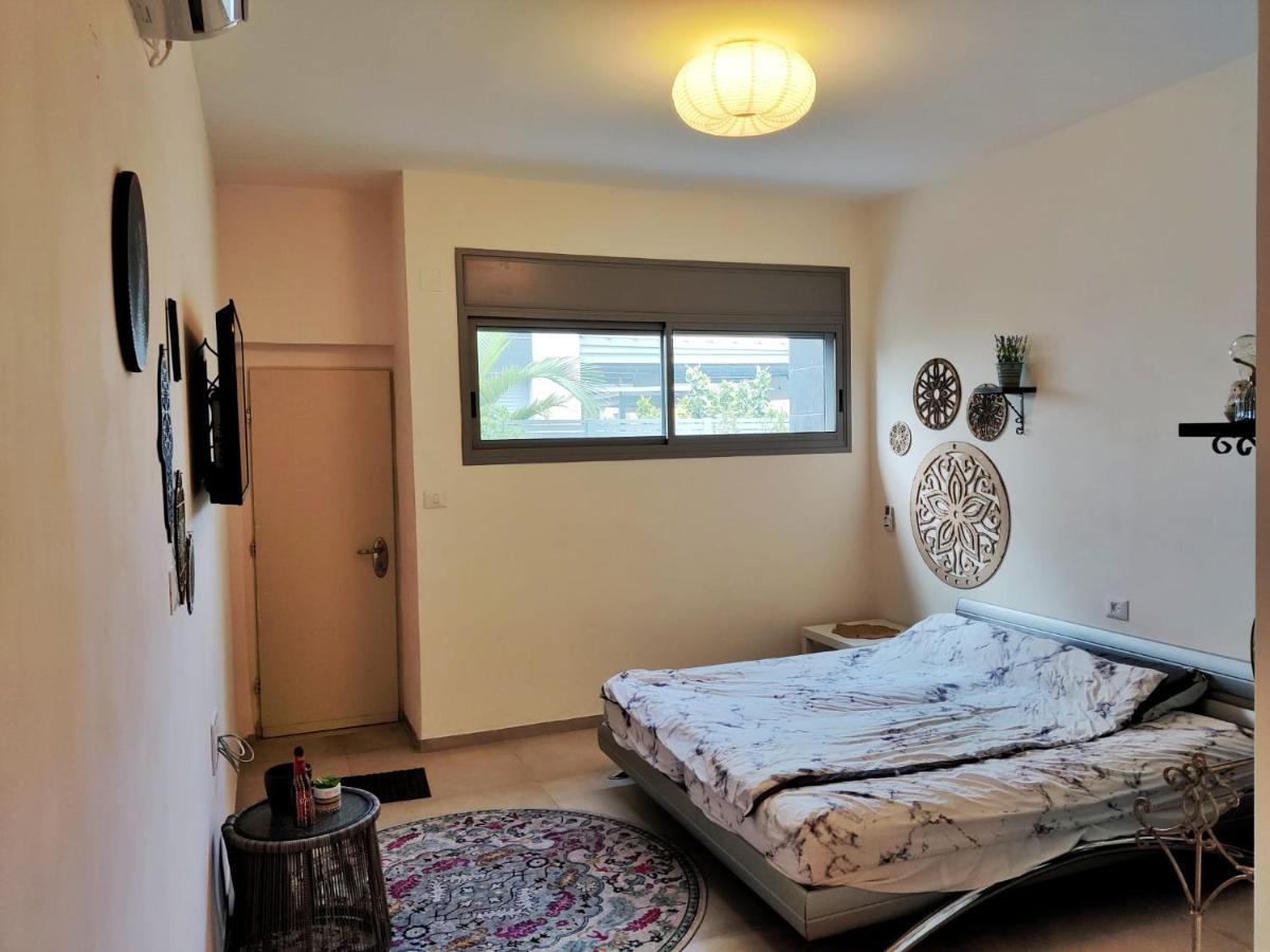 נקודות ריפוי Tirat Carmel Exterior foto